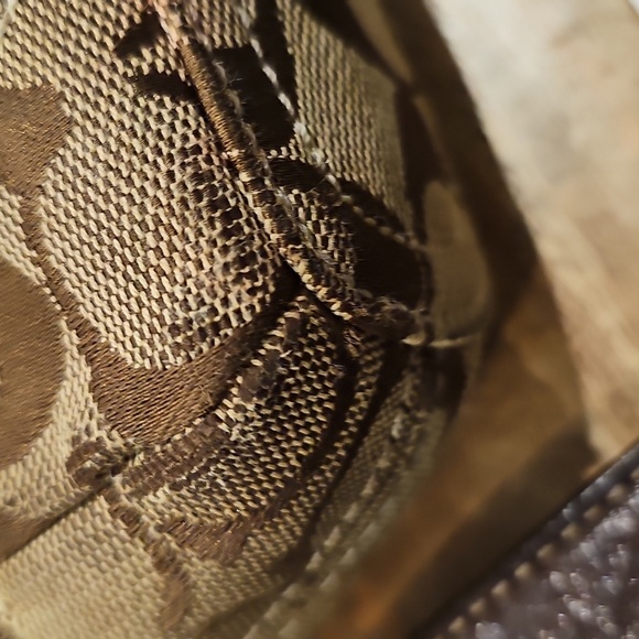 Coach Soho Crossbody 2006 10402 - Picture 7 of 13